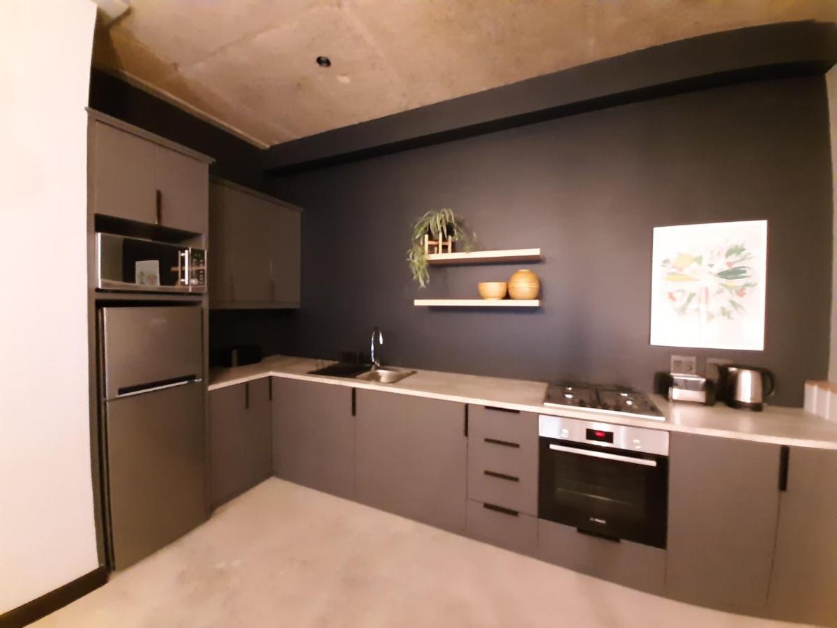Black Eagle Self-Catering Accommodation, Hermanus Esterno foto